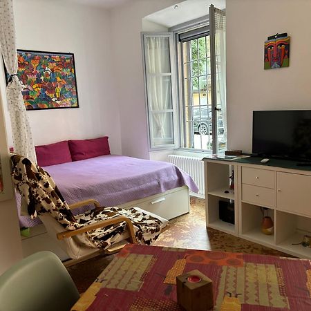 Friendly Africa Room Como Center Екстер'єр фото